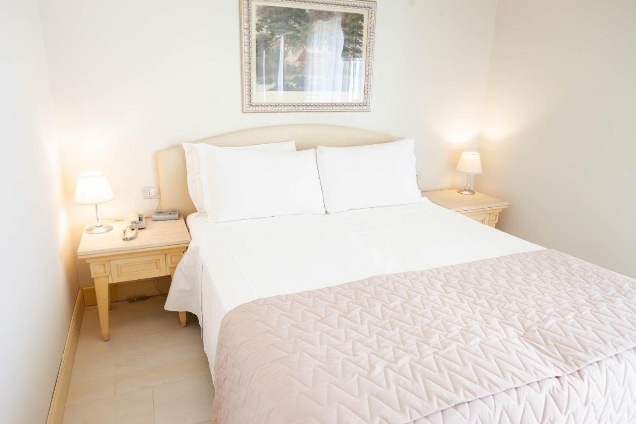 Hotel Conchiglia Cervia Bagian luar foto