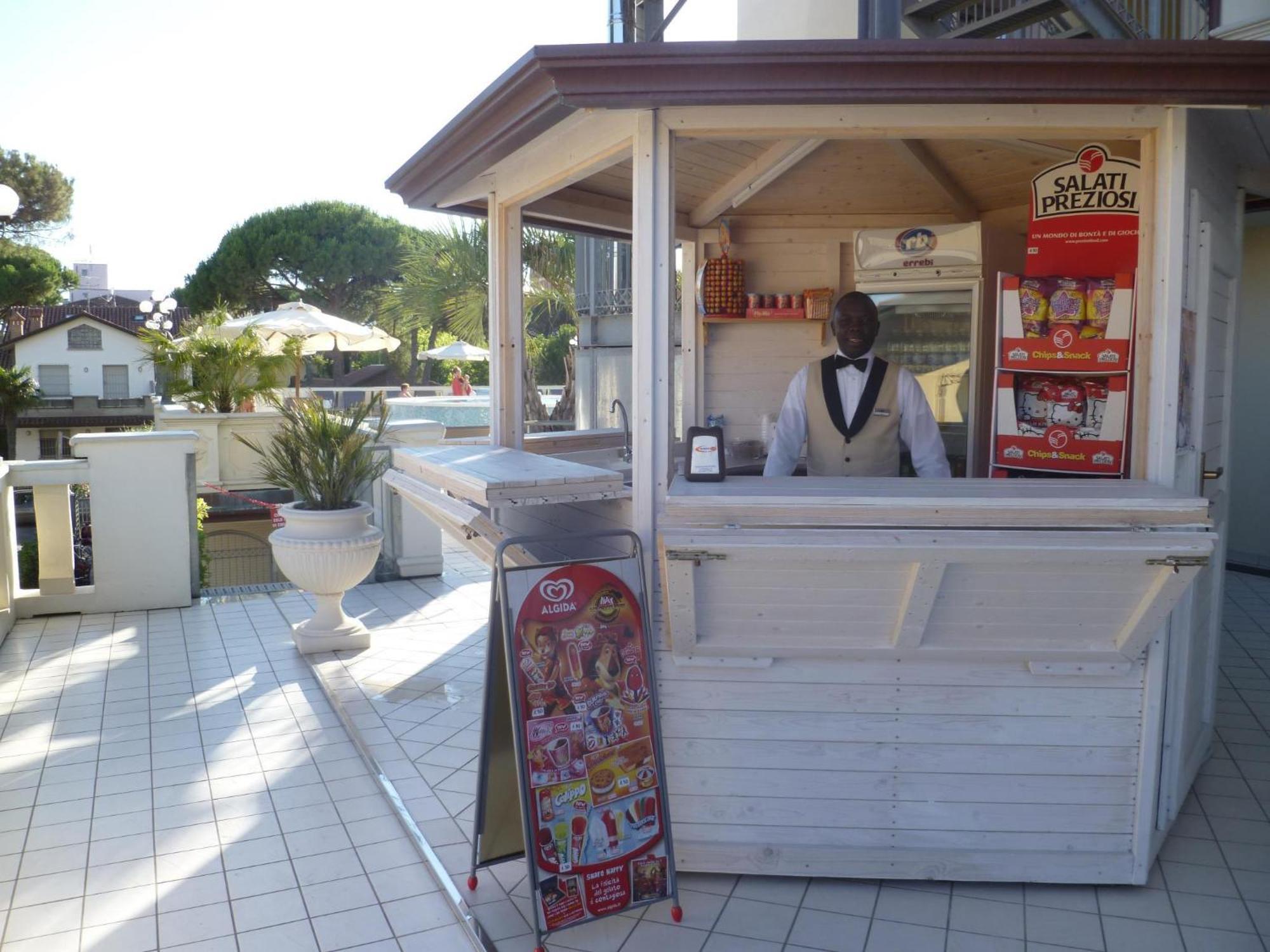 Hotel Conchiglia Cervia Bagian luar foto