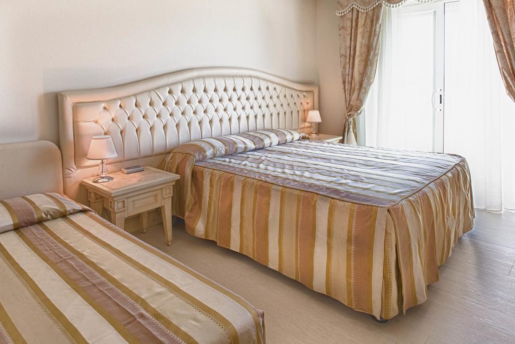 Hotel Conchiglia Cervia Bagian luar foto